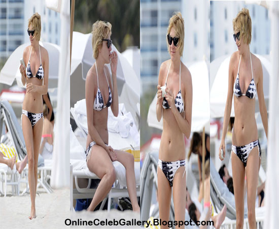 Chloe Sevigny Shows Off Bikini Body at Miami Beach