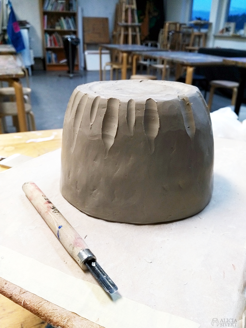 Flower pot by Alicia Sivertsson.