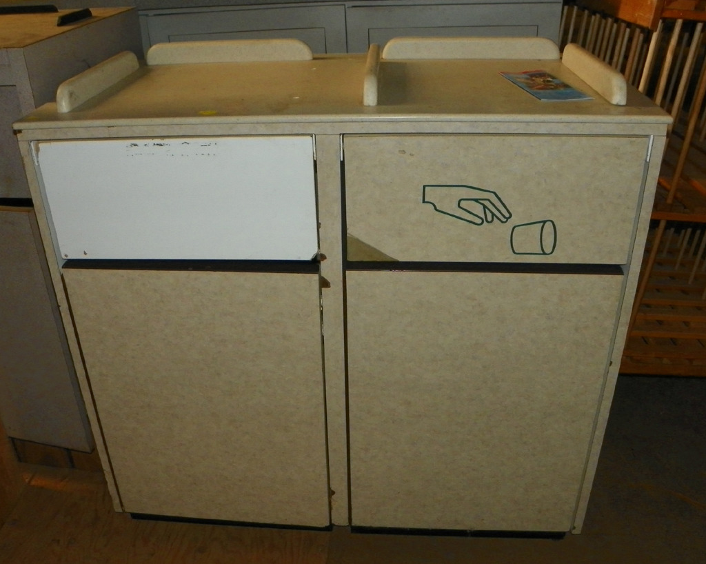 Restaurant Trash Can Trash Cans Ideas