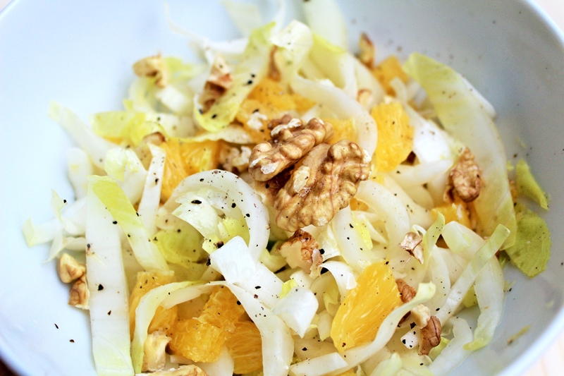 Dienstagskind: Chicorée-Orangen Salat mit Walnüssen