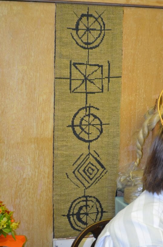 Woven-straw wall hanging (Photo by Trisha)
