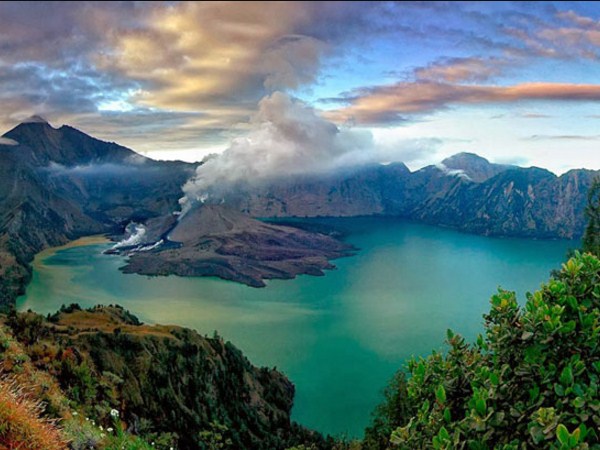 Trip To Mount Rinjani, The Exotic Mountain In Beautiful Lombok Island Trip To Mount Rinjani, The Exotic Mountain In Beautiful Lombok Island
