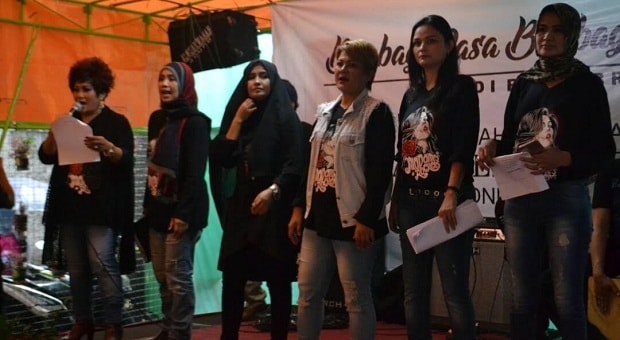 Aksi Baksos Lady Rockers Bandung