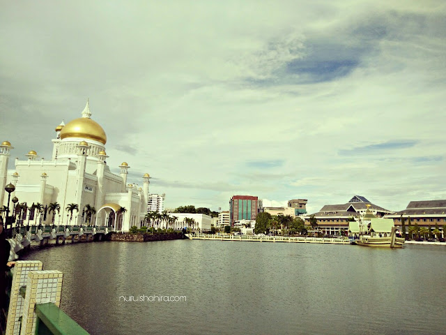 Tempat Menarik di Brunei - Kampung Ayer, Masjid Sultan Omar Ali Saifuddin, Tamu Gadong