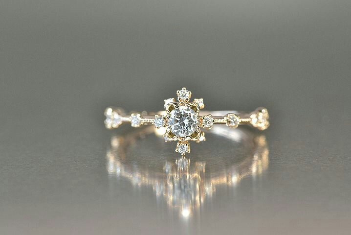 simple diamond ring design