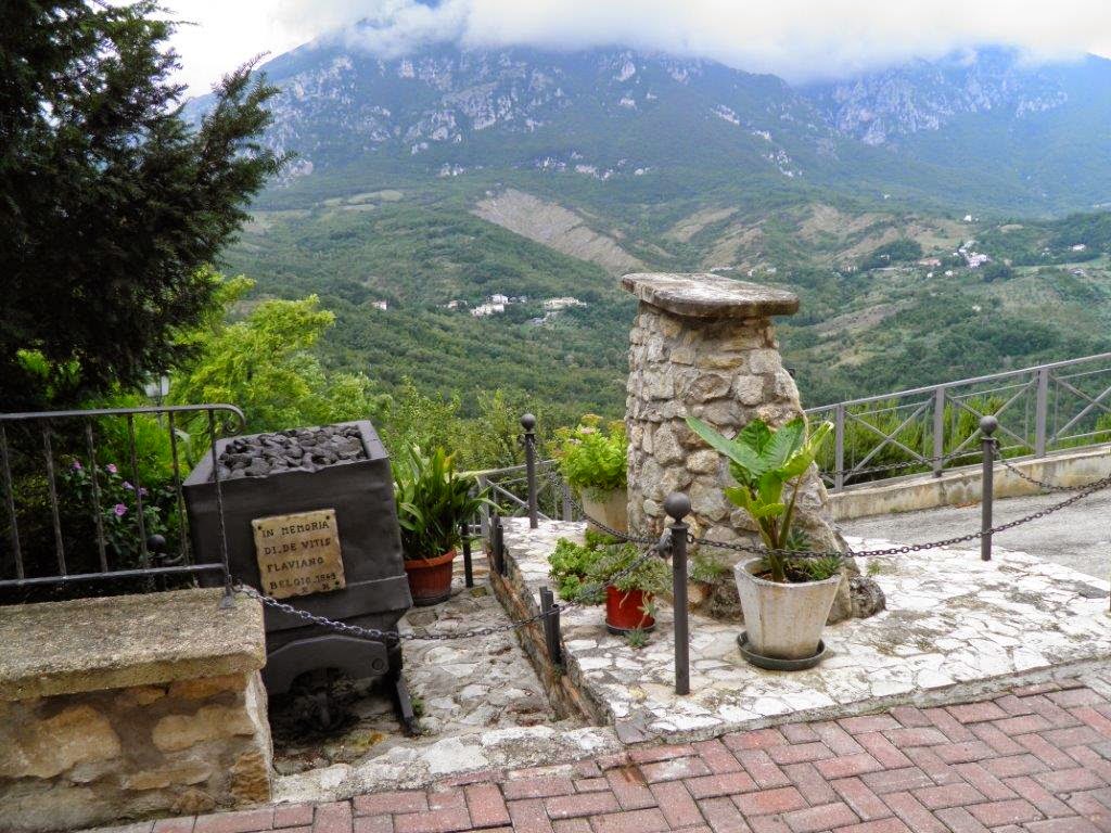 Tabernacoli italiani Palombaro. Santa Barbara