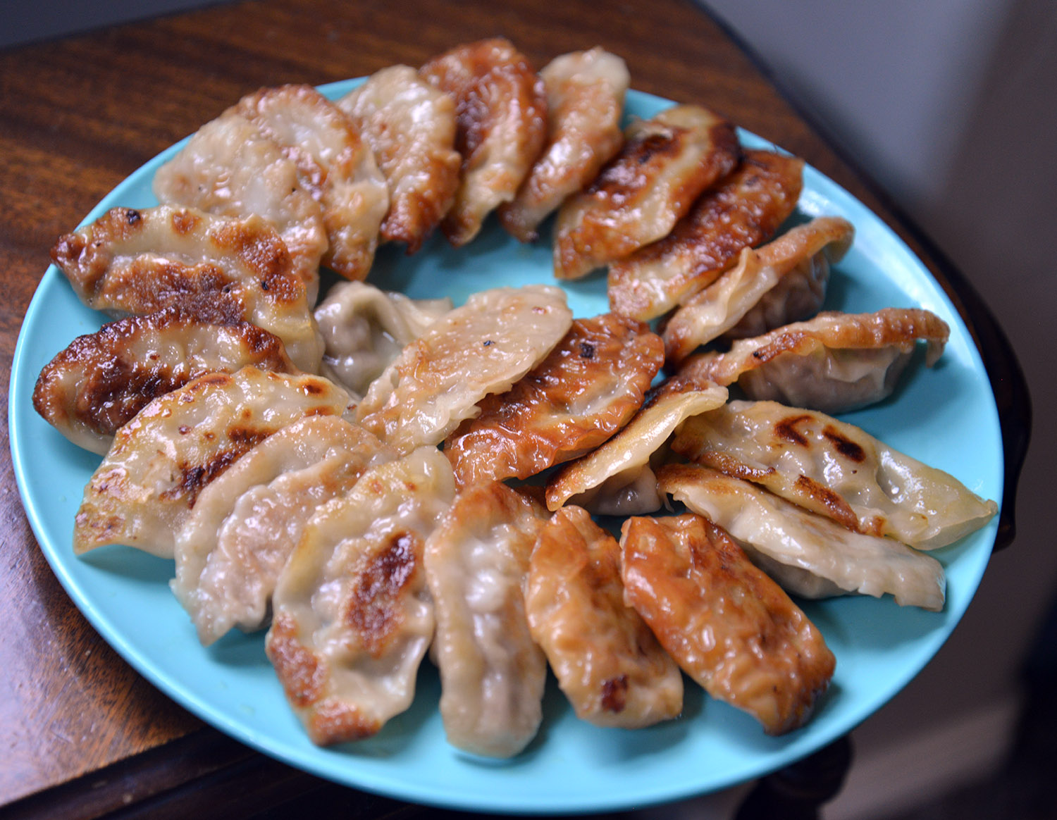 A school of fish Japanese food gyoza, tempura; "Kawaii cooking;" teppanyakistyle food