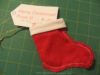 http://joysjotsshots.blogspot.com/2015/12/fast-card-stockings.html