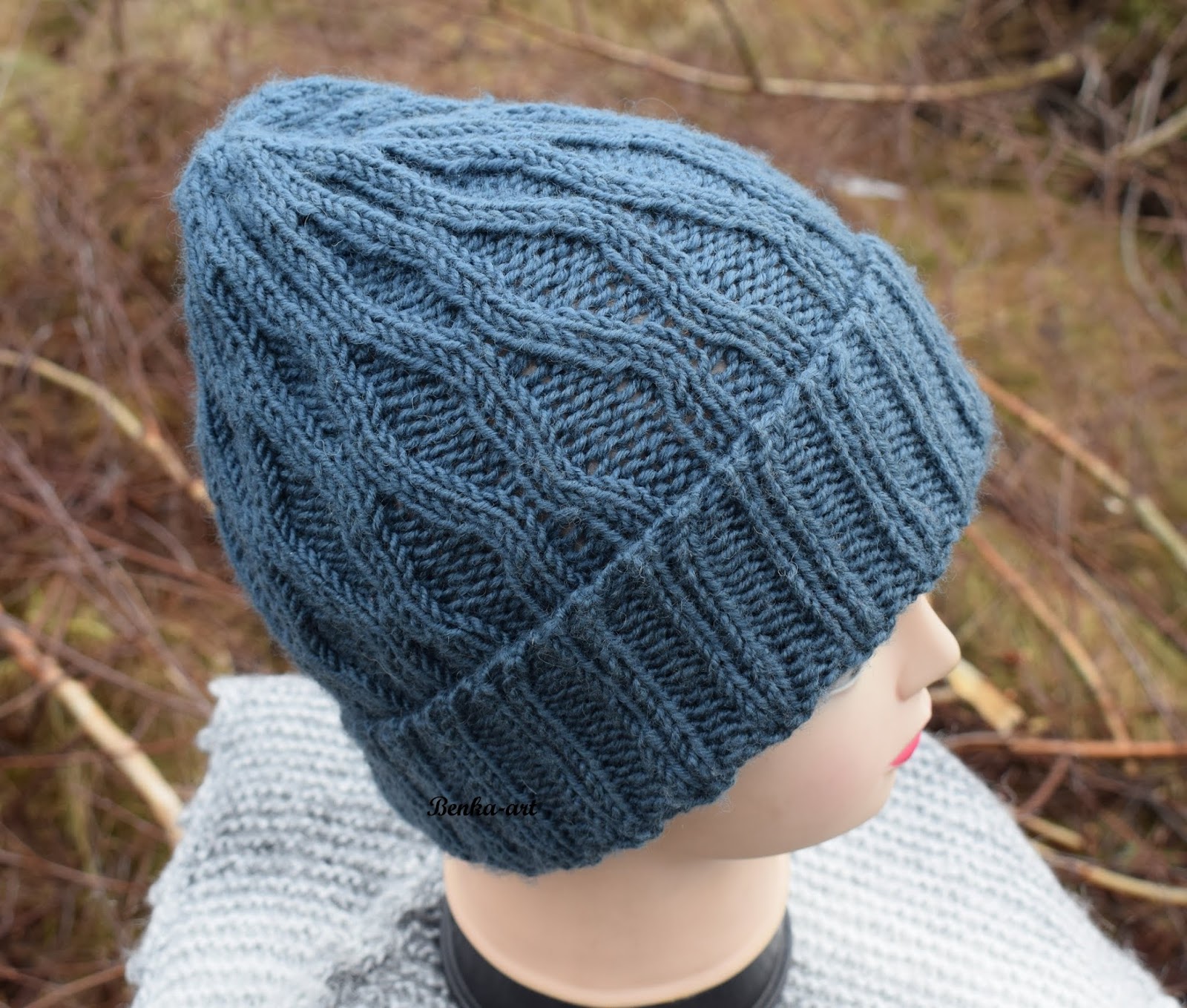 Czapka Kosztuje 2 Razy Więcej Niż Szalik Benka Art: Męska czapka