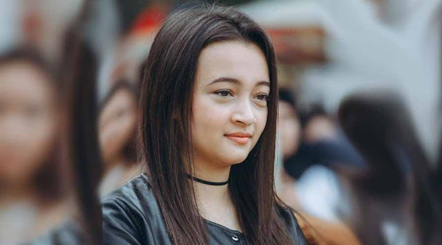 Biodata Megan Domani Foto,Agama Dan Keluarganya.