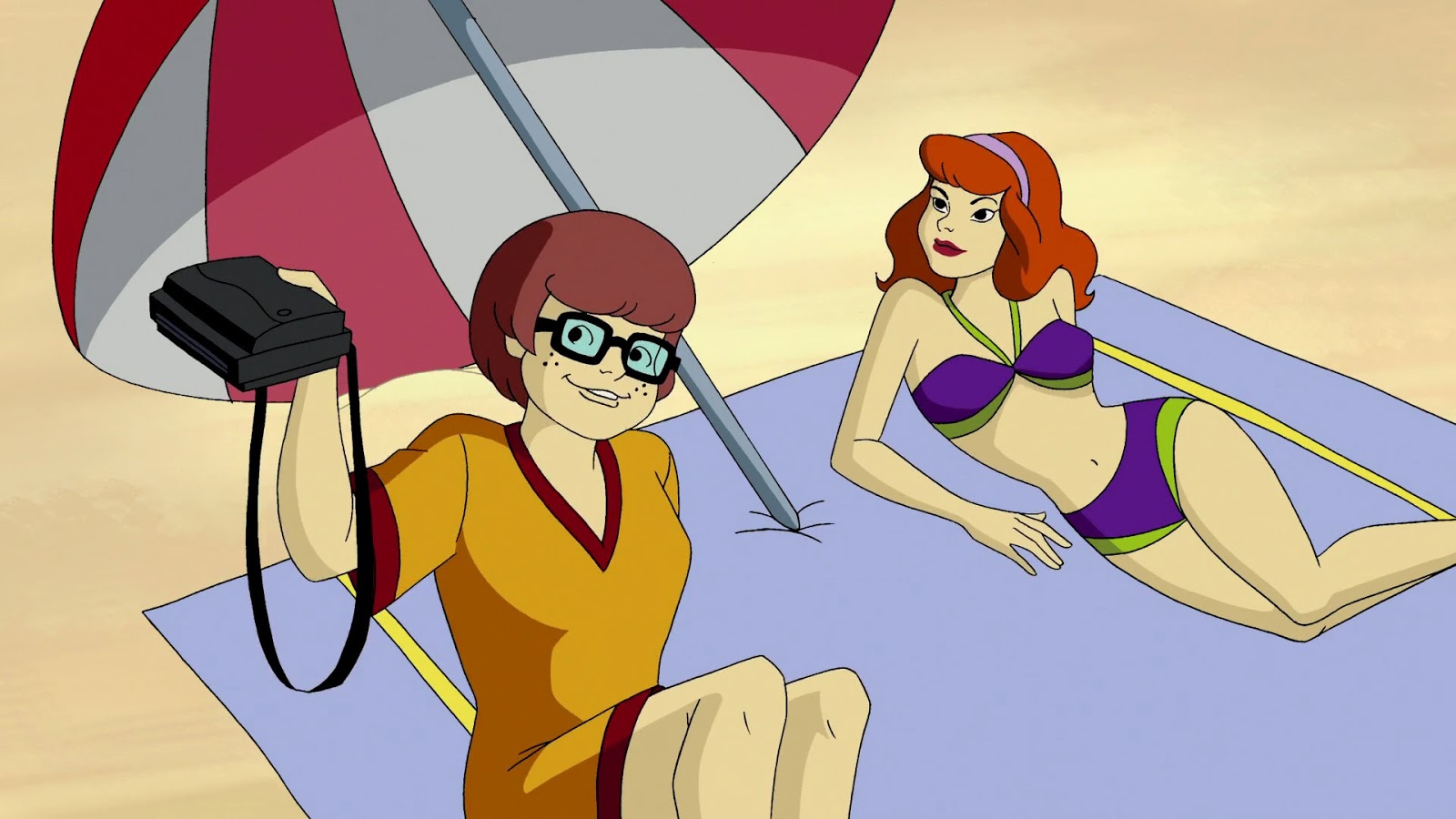 girls swimwears: daphne blake bikini