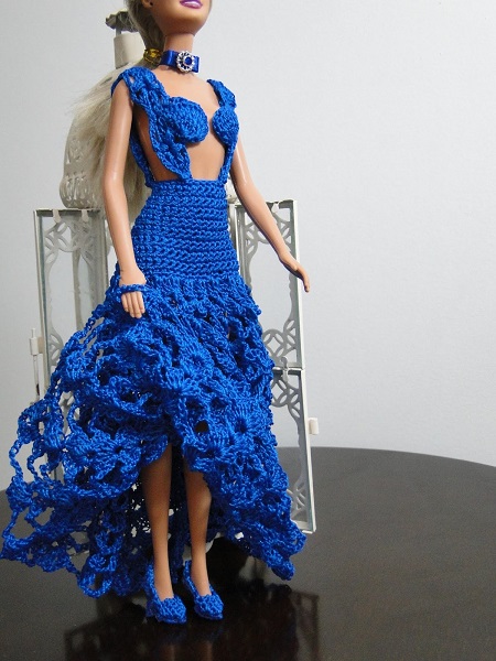 Vestido Longo de Crochê Com Luvas Para Barbie ou Susi Por Pecunia MillioM  11