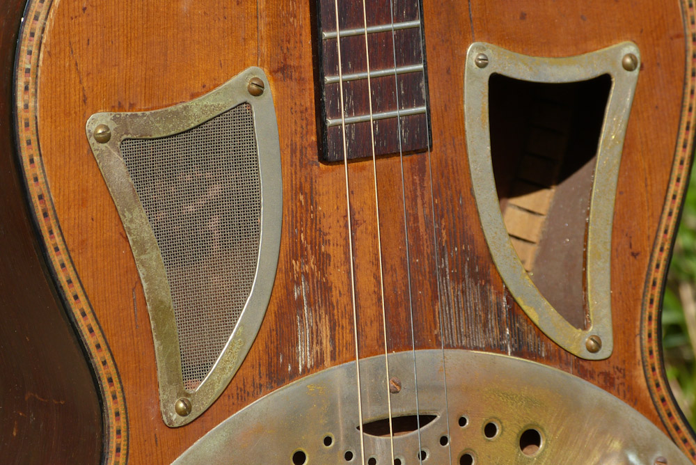 1930s Regalmade "BalsaResonator" Tenor Guitar