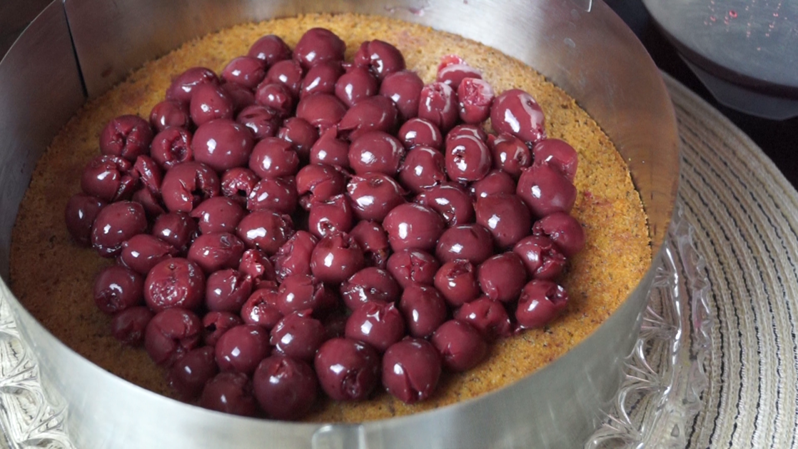 Amicelli-Eierlikör-Kirsch-Torte
