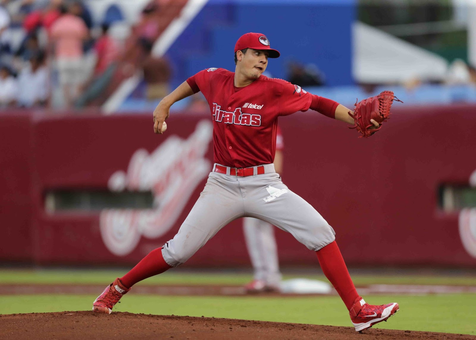 BEISBOL CAMPECHANO * RIVERA GANA POR PRIMERA VEZ EN LMB CON UNA JOYA