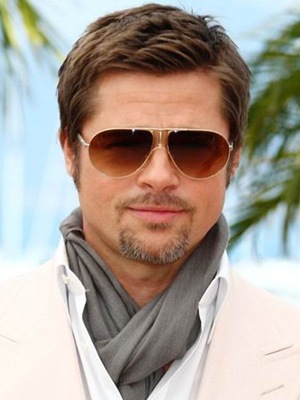 Brad Pitt mens hairstyles short