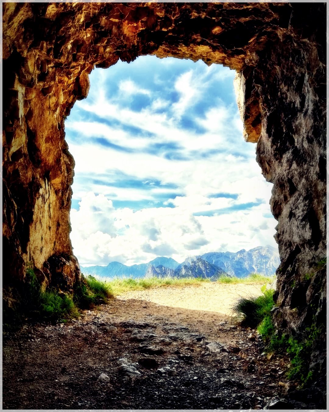 HikingTrails-98236750479