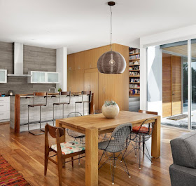 nowoczesna zabudowa antyki w nowoczesnej kuchni