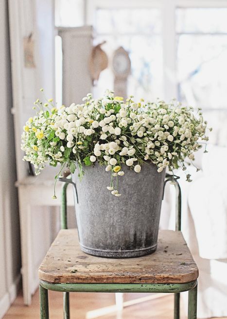 Spring inspiration decor and easter tablescapes to inspire