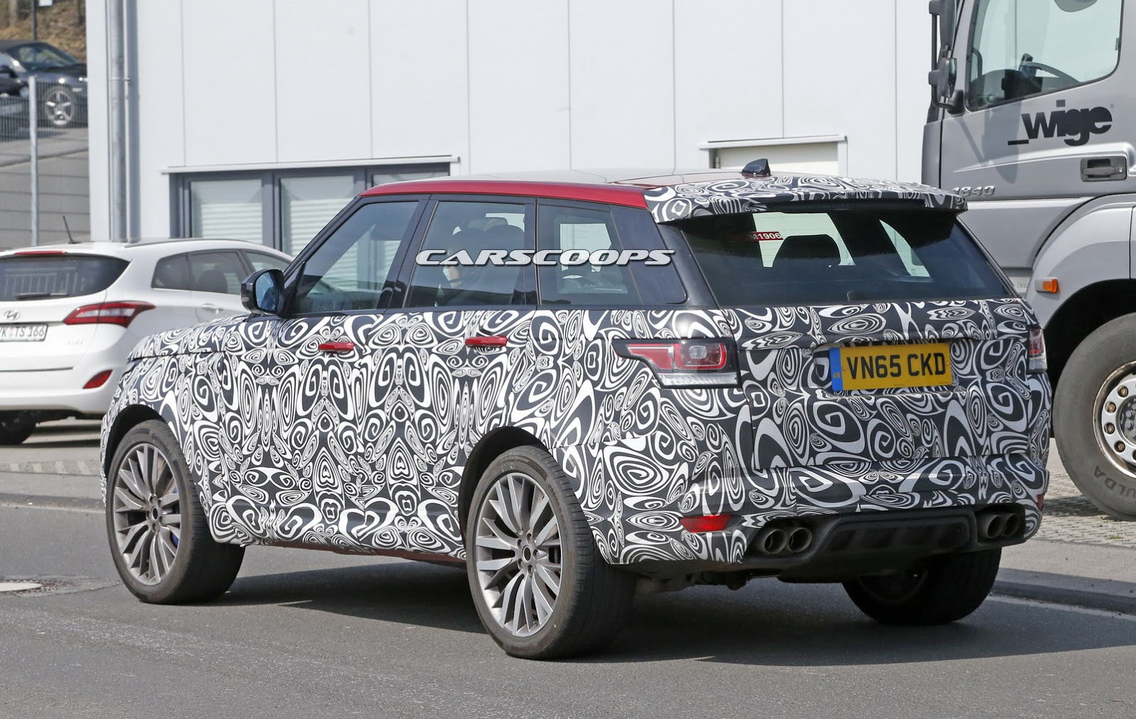 2017 Land Rover Range Rover Sport 5 0 L V8 Supercharged >> Spied: 2017 Range Rover Sport SVR Facelift To Get A Power ... 2017 Land Rover Range Rover Sport 5 0 L V8 Supercharged >> Spied: 2017 Range Rover Sport SVR Facelift To Get A Power ...