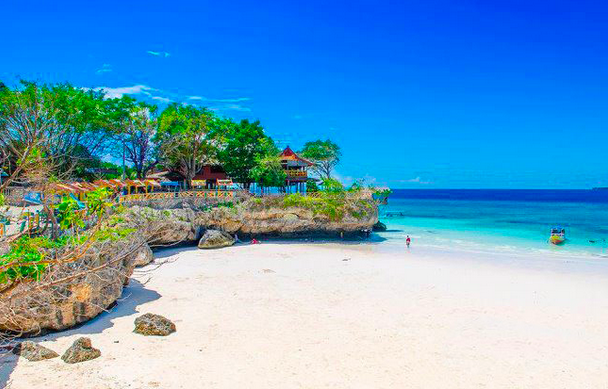 Tempat Wisata Pantai Tanjung Bira, Surga Yang Tenang di