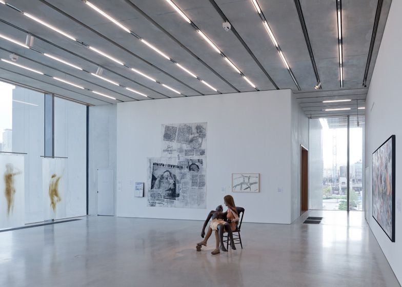 Strangeness And Charms Impressions Vernissage Of My Mum 11th Of