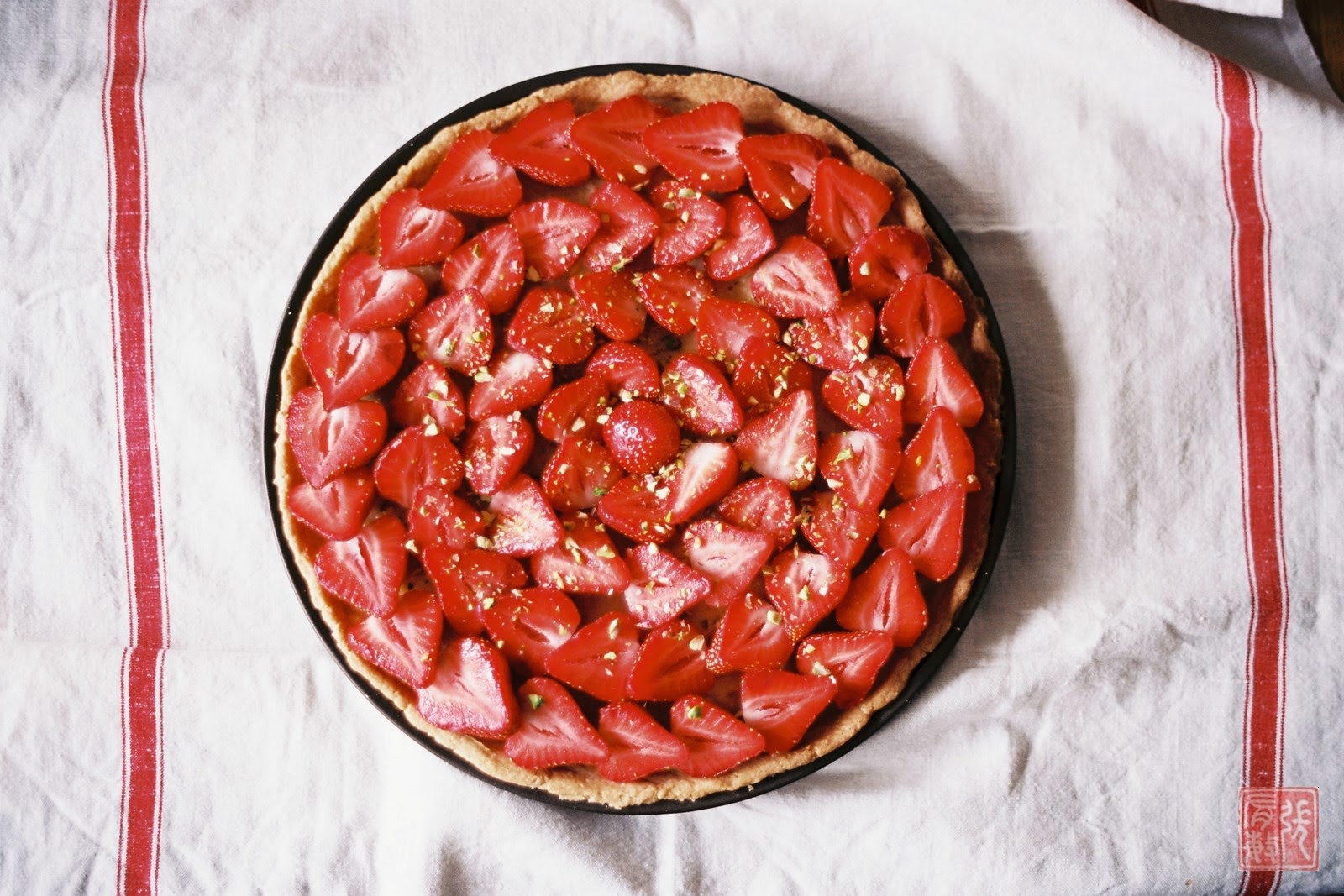 http://www.lapopottedemanue.com/2014/05/tarte-aux-fraises.html
