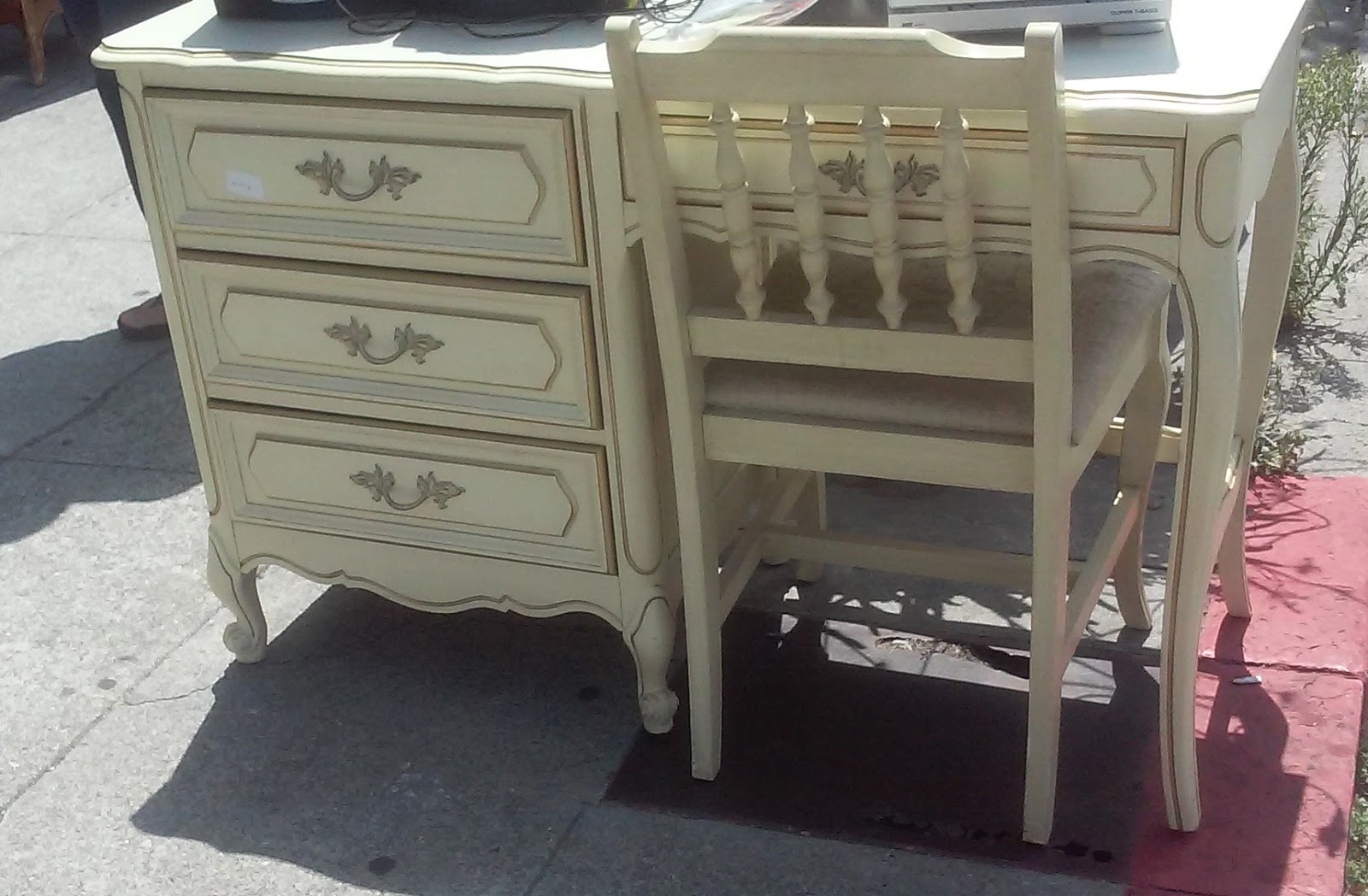 UHURU FURNITURE & COLLECTIBLES SOLD 4448 French Provincial Style Desk with Hutch and Chair 85