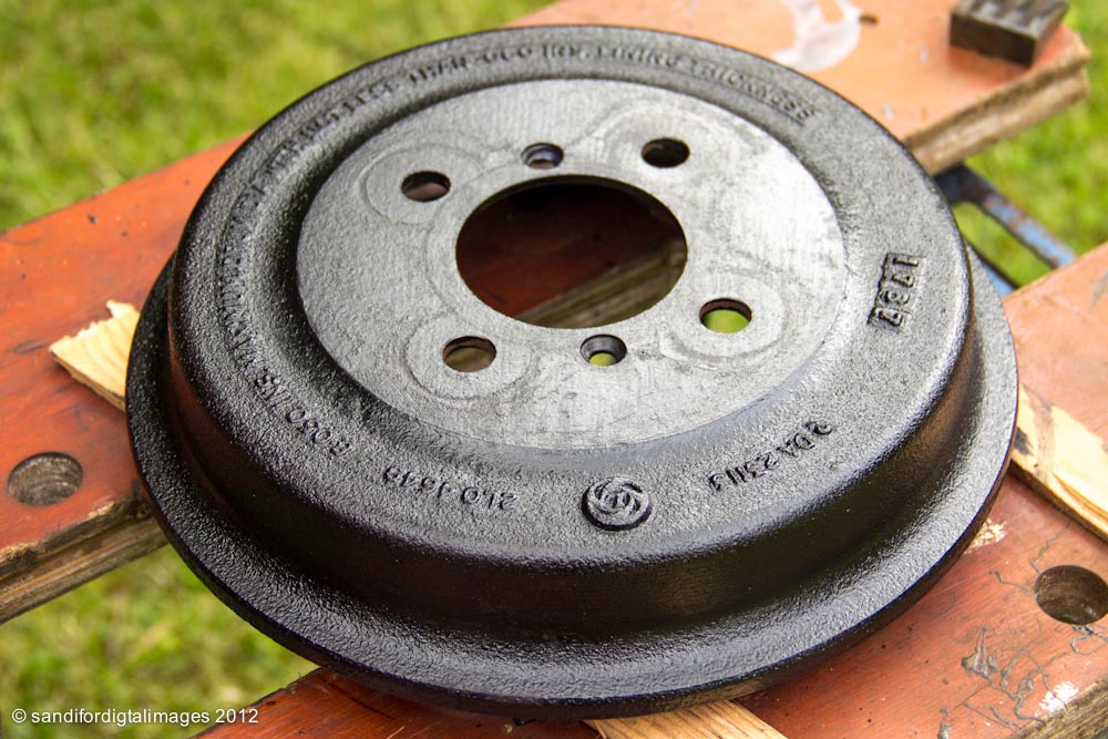 iRestoration TR7 Rear brake drum...