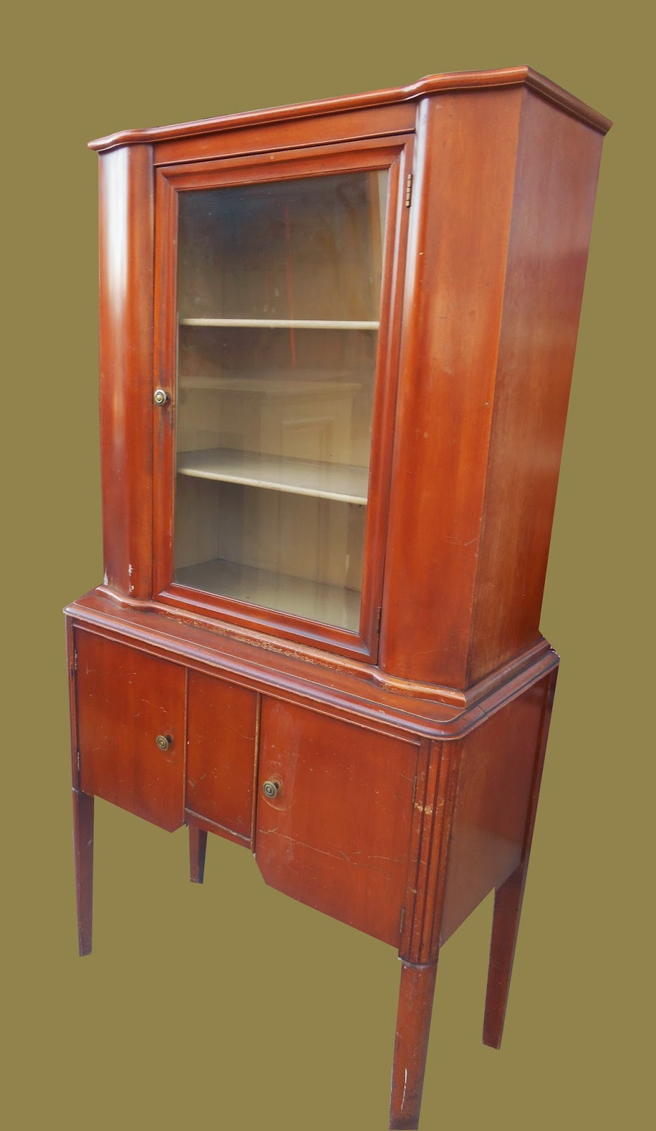 Uhuru Furniture & Collectibles Small Vintage Maple China