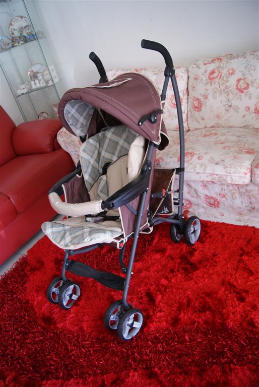 My Lil Garaje SOLD OUT Brand New Anakku Stroller 2 cutey checkers design