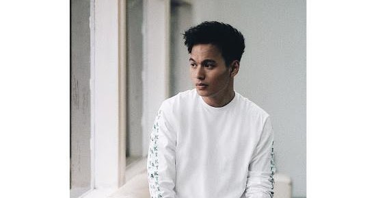 Profil Terlengkap Rendy Pandugo Agama, Masa Kecil Dan