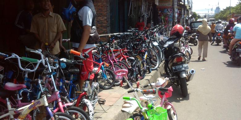 BINGKAI INSPIRASIKU: PASAR DI JAKARTA