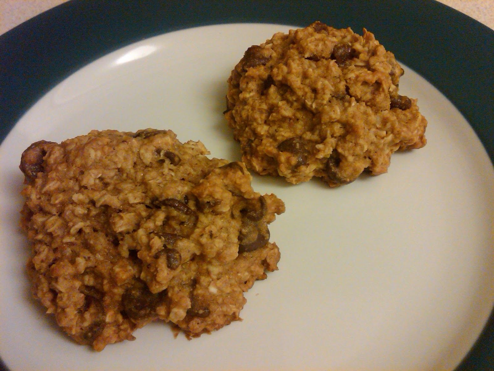 legally-delicious-agave-oatmeal-chocolate-chip-cookies