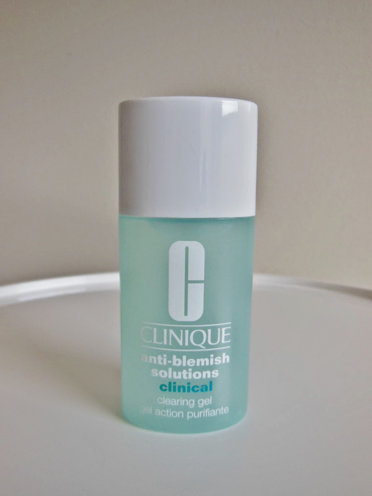 Insecten tellen meditatie Slechte factor PRODUCT REVIEW: CLINIQUE ANTI-BLEMISH SOLUTION CLINICAL CLEARING GEL | The  Beauty & Lifestyle Hunter