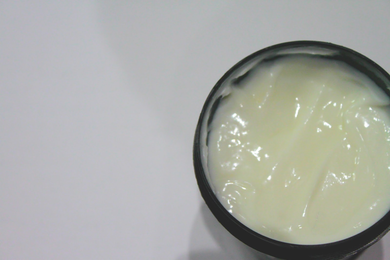 Fresh Handmade Lush Review Roots Hair and Scalp Treatment