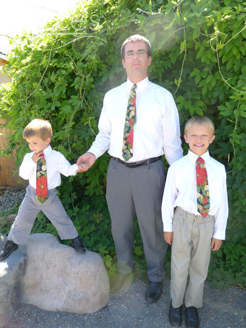 childrens christmas tie