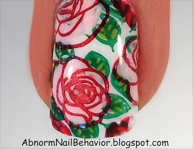 Accent-nail-art-rose