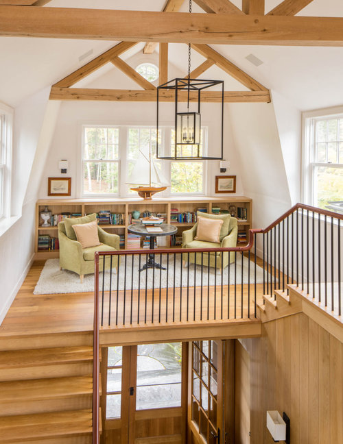 Summer home in Maine by Giannetti Home