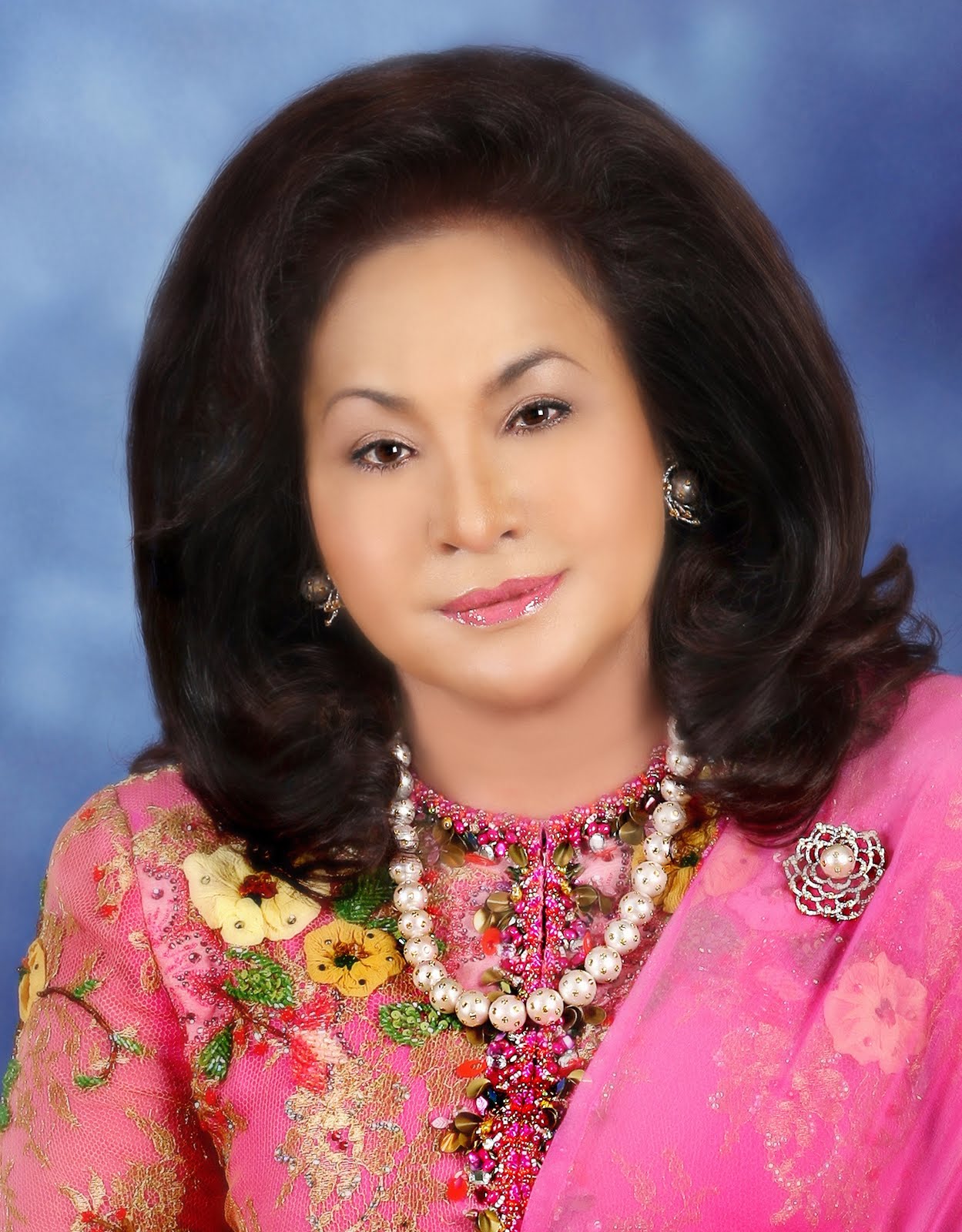 Rosmah Mansur Terima Gelaran Anugerah Lagi Ameno World