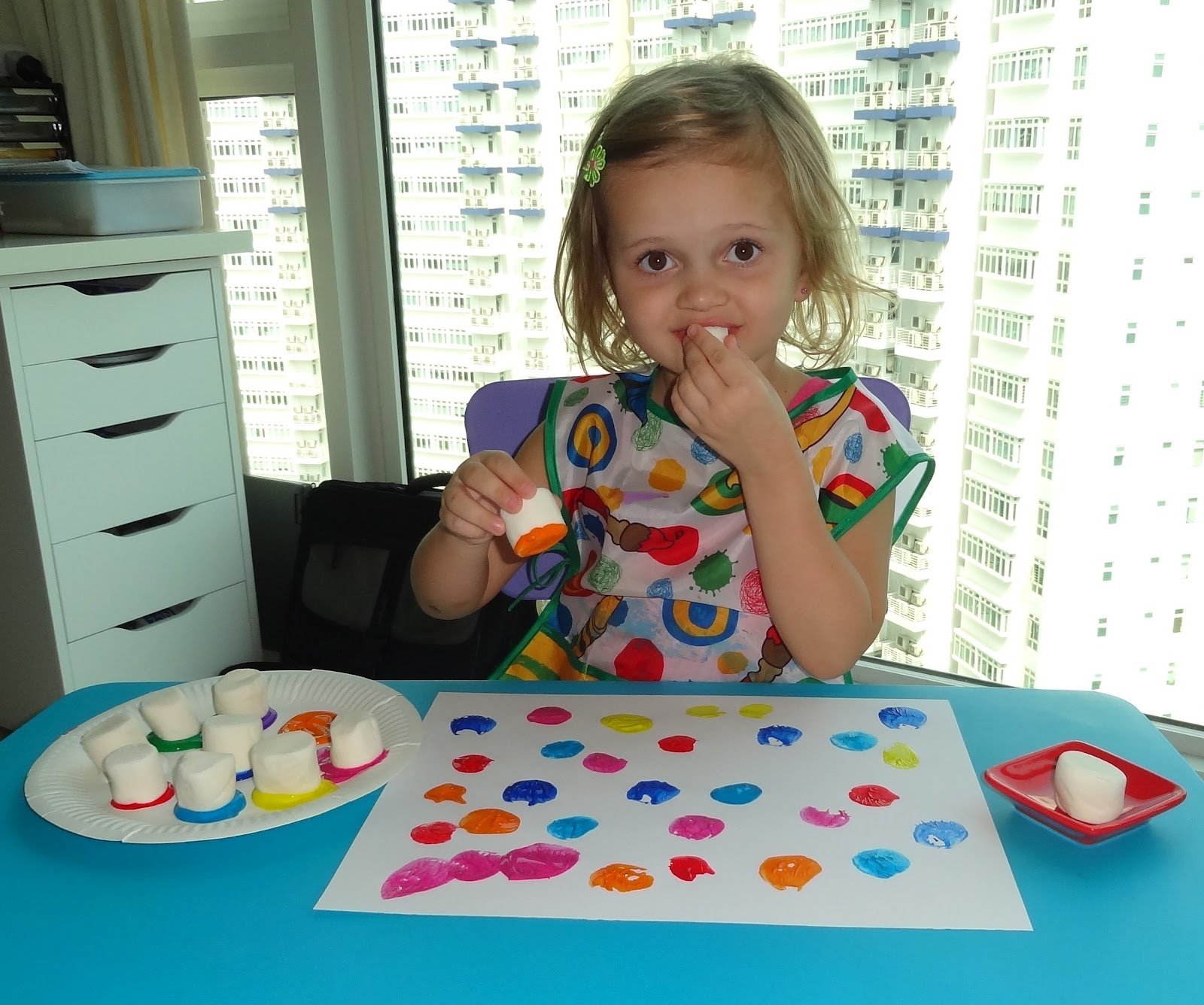 Silv's Journal: Marshmallow Painting