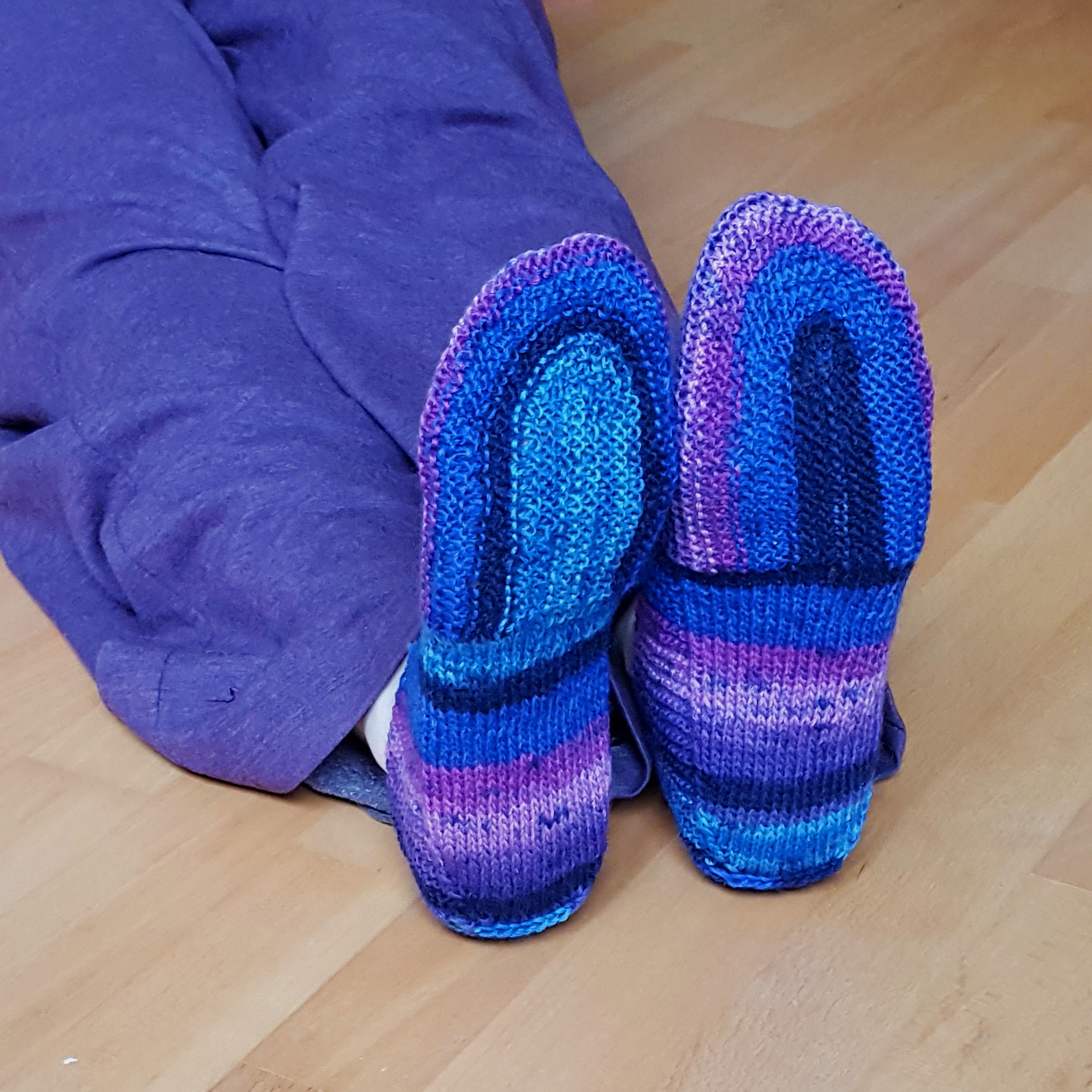 Knitting and so on: U-Turn Slippers
