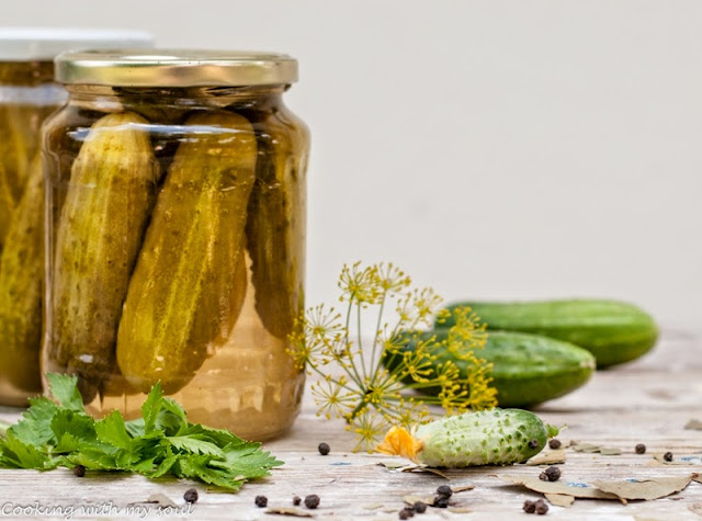 Castraveti murati in otet diluat / Pickles in diluted vinegar