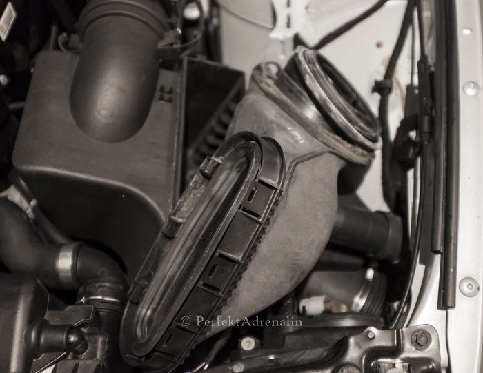 PerfektAdrenalin How to Change Spark Plugs on a BMW E39 530i