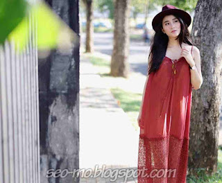 Foto Cantik Ryana Dea memakai Topi Foto Cantik Ryana Dea memakai Topi