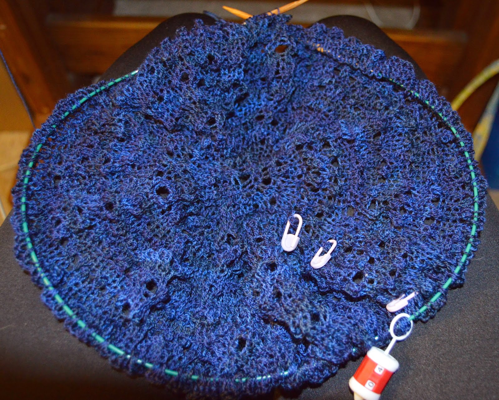 pi shawl Elizabeth Zimmermann, lace shawl, lace pi shawl, knit shawl, lace shawl, lace