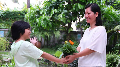 CÔ GIÁO TÂY VÀ LỚP HỌC ĐẶC BIỆT TRÊN TRUYỀN HÌNH co-giao-tay-va-lop-hoc-dac-biet-tren-truyen-hinh