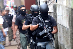 Densus 88 Tangkap Terduga Penyandang Dana Aksi Terorisme di Pekanbaru