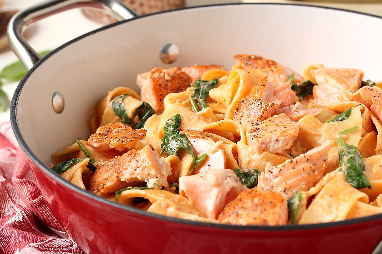 SALMON PAPPARDELLE IN ROASTED RED PEPPER CREAM SAUCE In Good Flavor