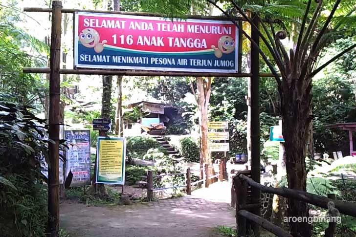 air terjun jumog karanganyar